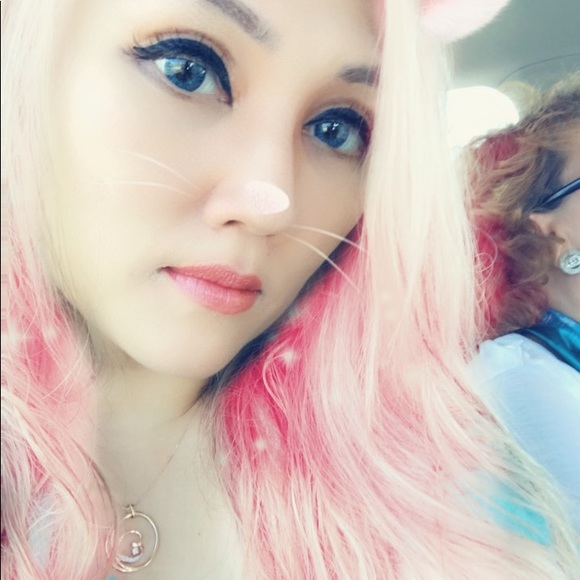 Meet your Posher, Maya Michello - Picture 7 of 14